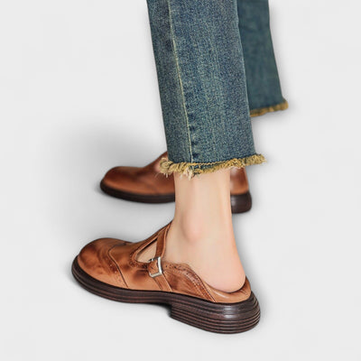 Janine | Mary Jane in pelle